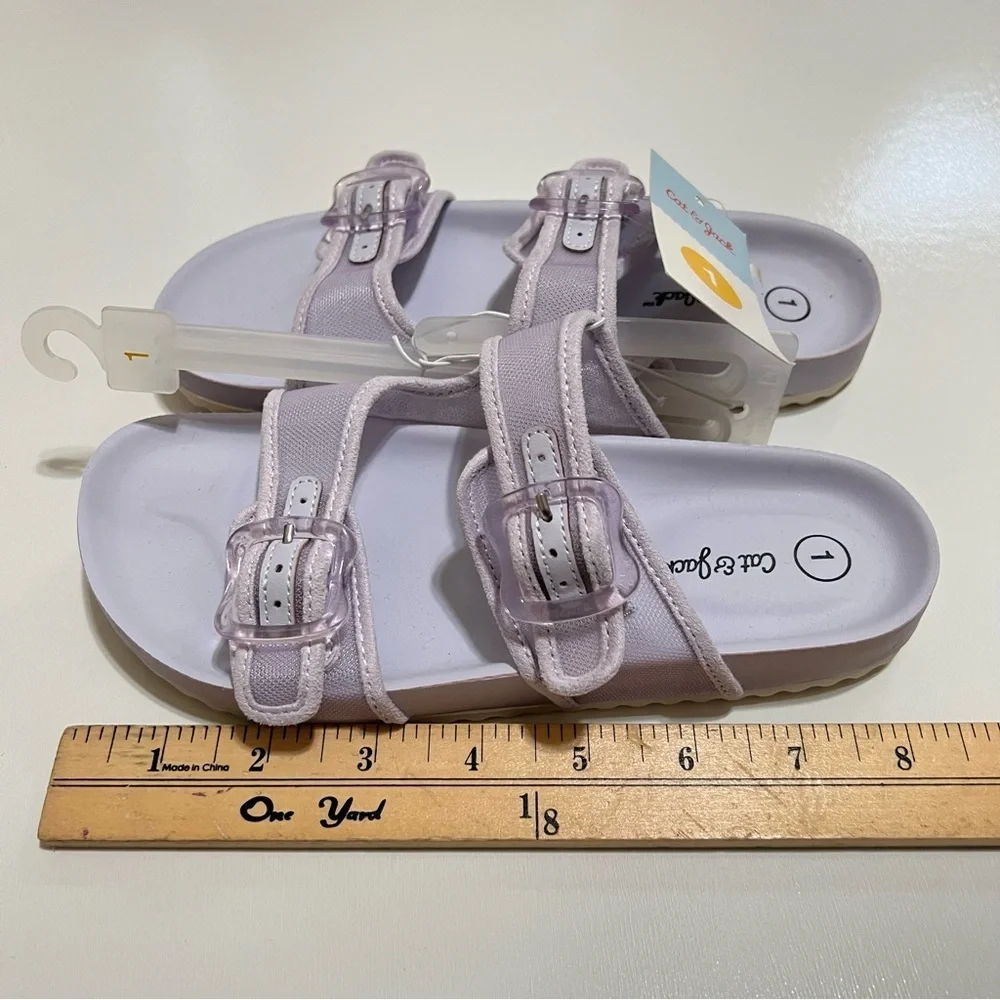 NWT Cat & Jack Kids' Kaia Mesh Footbed Sandals in purple- Size 1